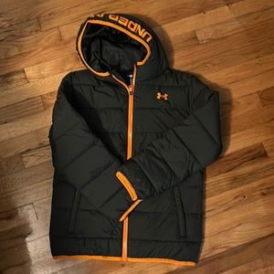 Youth larger UA light puffer